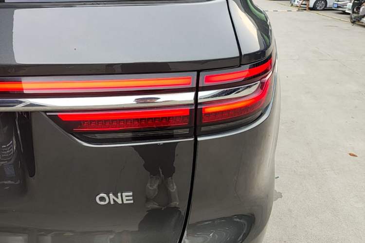 Used Li Auto ONE 2021 Extended-Range 6-Seater Version Right Rear Taillight
