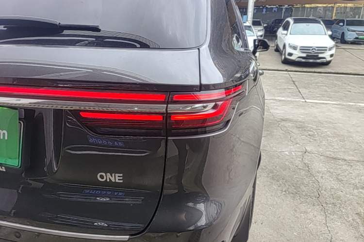 Used Li Auto ONE 2021 Extended-Range 6-Seater Version Right Rear Taillight