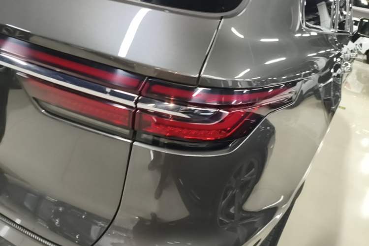 Used Li Auto ONE 2021 Extended-Range 6-Seater Version Right Rear Taillight
