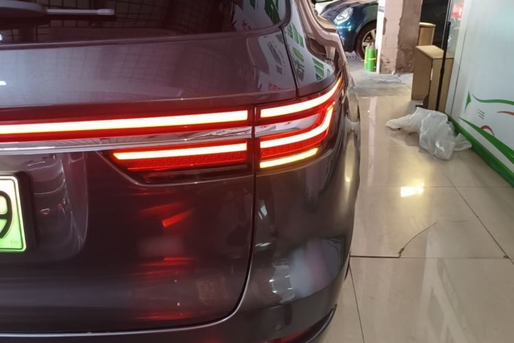 Used Li Auto ONE 2021 Extended-Range 6-Seater Version Right Rear Taillight