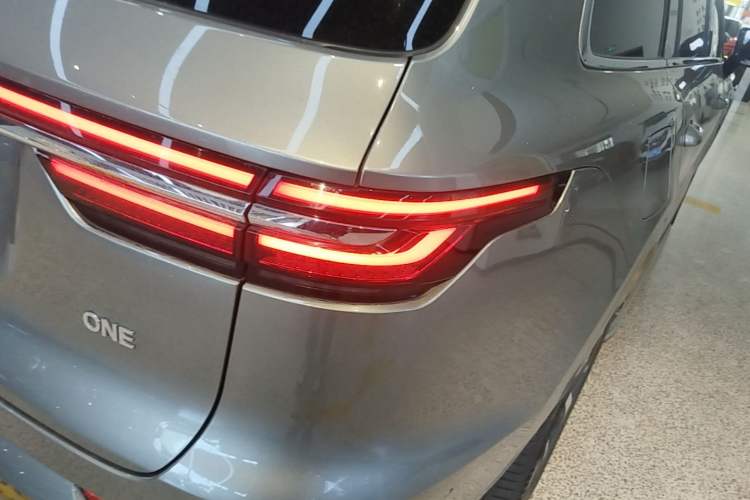 Used Li Auto ONE 2021 Extended-Range 6-Seater Version Right Rear Taillight