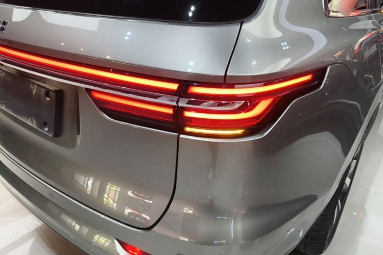 Used Li Auto ONE 2021 Extended-Range 6-Seater Version Right Rear Taillight