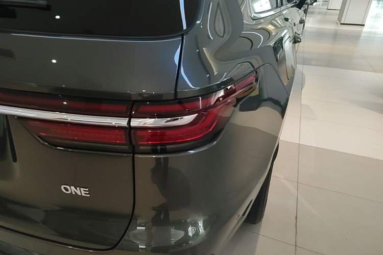 Used Li Auto ONE 2021 Extended-Range 6-Seater Version Right Rear Taillight