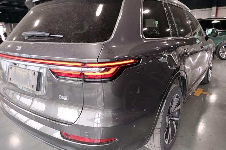Used Li Auto ONE 2021 Extended-Range 6-Seater Version Right Rear Taillight