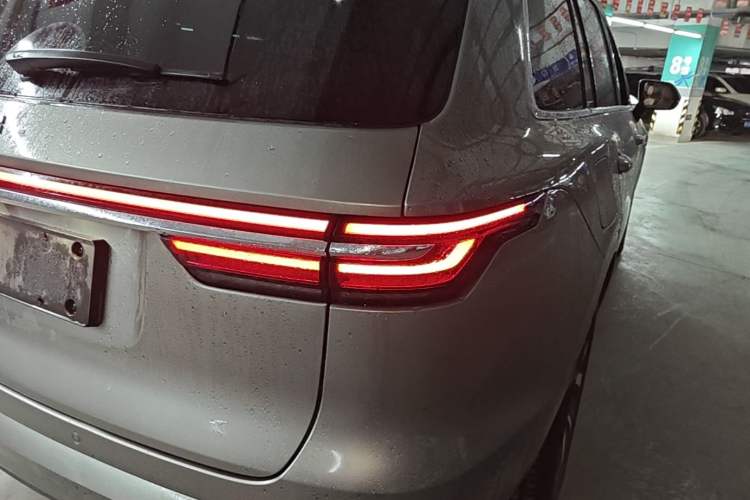 Used Li Auto ONE 2021 Extended-Range 6-Seater Version Right Rear Taillight