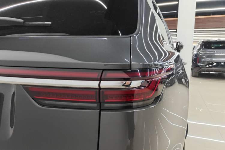 Used Li Auto ONE 2021 Extended-Range 6-Seater Version Right Rear Taillight