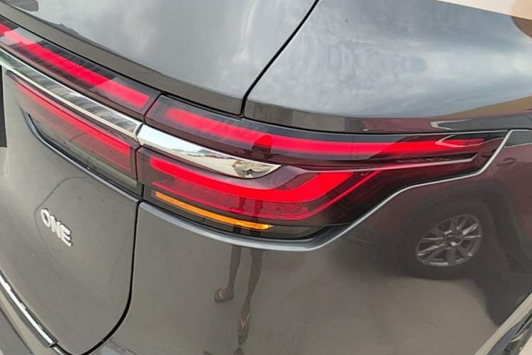 Used Li Auto ONE 2021 Extended-Range 6-Seater Version Right Rear Taillight