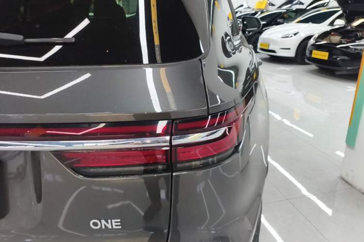 Used Li Auto ONE 2021 Extended-Range 6-Seater Version Right Rear Taillight