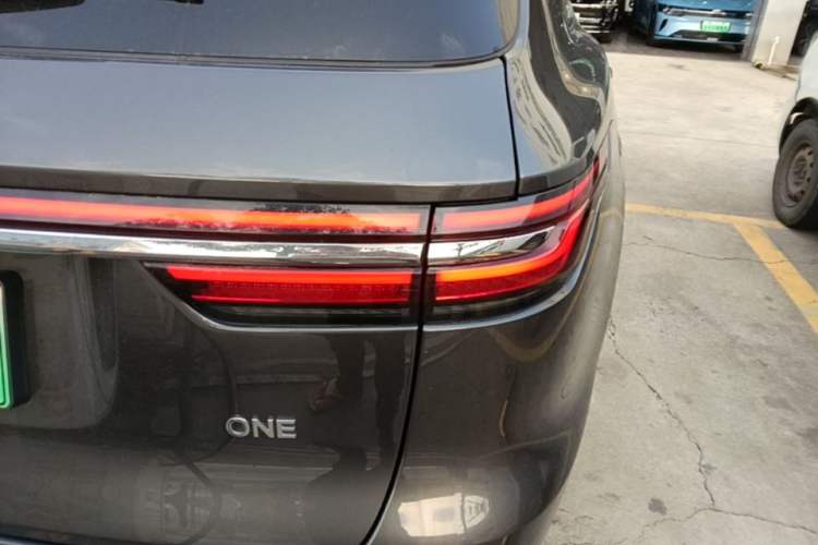 Used Li Auto ONE 2021 Extended-Range 6-Seater Version Right Rear Taillight