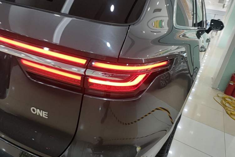 Used Li Auto ONE 2021 Extended-Range 6-Seater Version Right Rear Taillight
