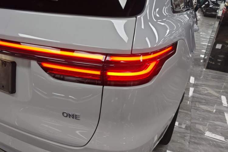 Used Li Auto ONE 2021 Extended-Range 6-Seater Version Right Rear Taillight