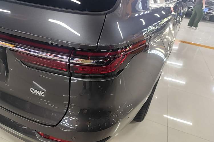 Used Li Auto ONE 2021 Extended-Range 6-Seater Version Right Rear Taillight