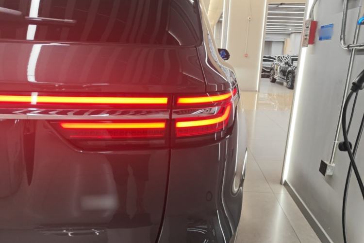 Used Li Auto ONE 2021 Extended-Range 6-Seater Version Right Rear Taillight