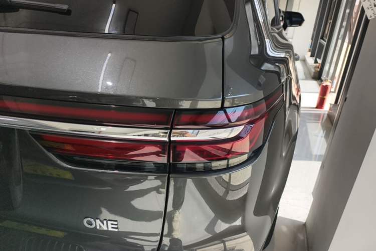 Used Li Auto ONE 2021 Extended-Range 6-Seater Version Right Rear Taillight