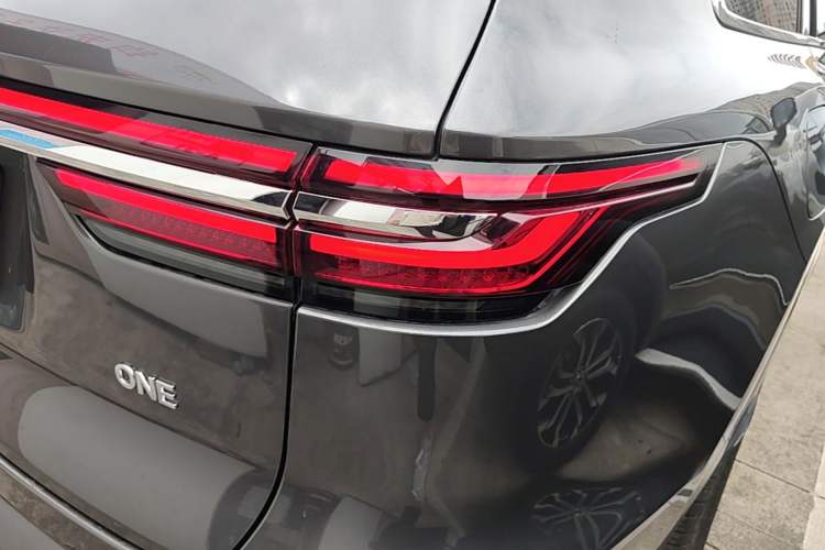 Used Li Auto ONE 2021 Extended-Range 6-Seater Version Right Rear Taillight