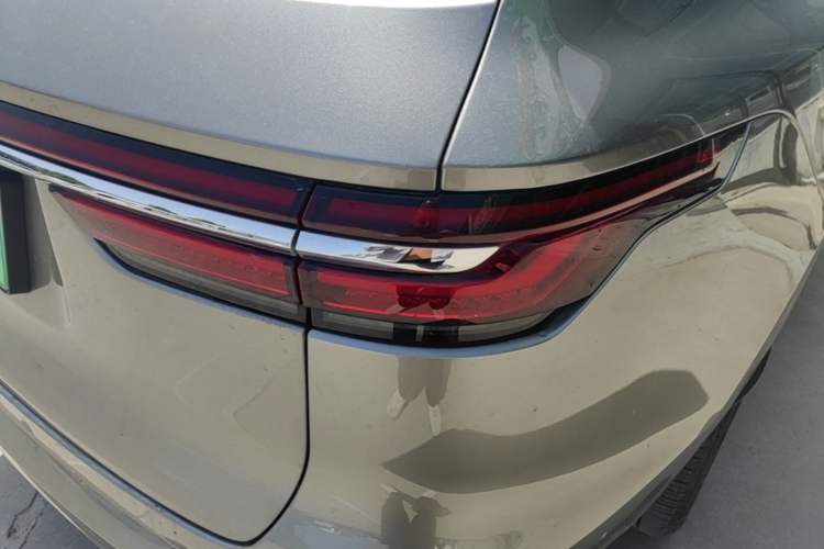 Used Li Auto ONE 2021 Extended-Range 6-Seater Version Right Rear Taillight