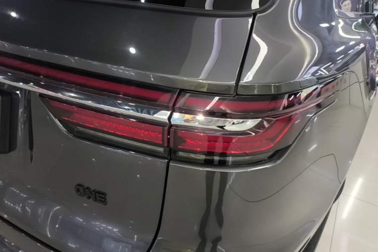 Used Li Auto ONE 2021 Extended-Range 6-Seater Version Right Rear Taillight