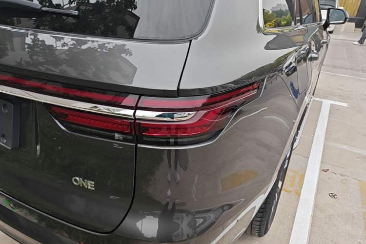 Used Li Auto ONE 2021 Extended-Range 6-Seater Version Right Rear Taillight