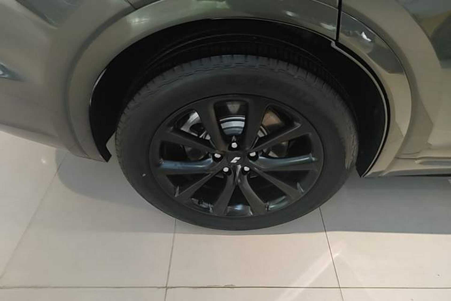 Used Li Auto ONE 2021 Extended-Range 6-Seater Version Right Rear Wheel Hub