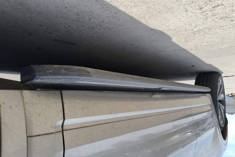 Used Li Auto ONE 2021 Extended-Range 6-Seater Version Right Side Sill