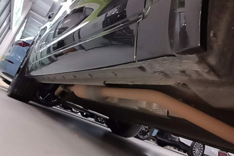 Used Li Auto ONE 2021 Extended-Range 6-Seater Version Right Side Sill