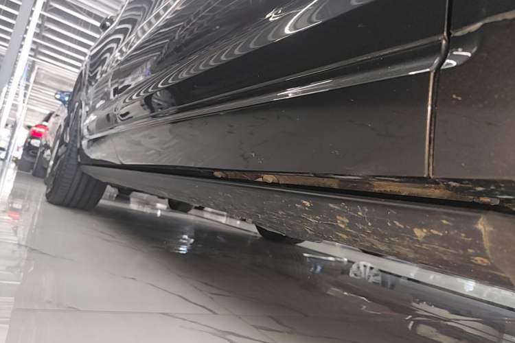 Used Li Auto ONE 2021 Extended-Range 6-Seater Version Right Side Sill