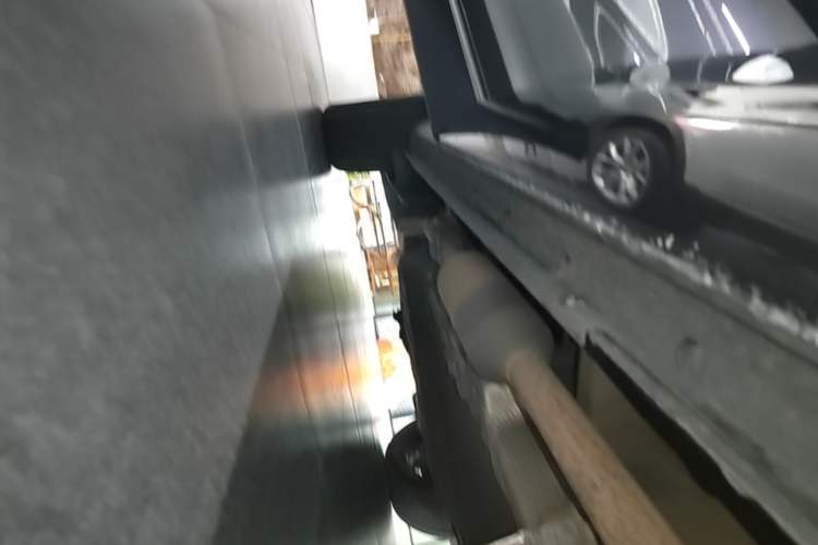 Used Li Auto ONE 2021 Extended-Range 6-Seater Version Right Side Sill