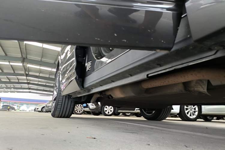 Used Li Auto ONE 2021 Extended-Range 6-Seater Version Right Side Sill