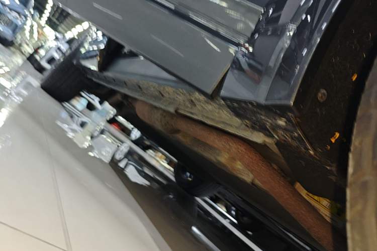Used Li Auto ONE 2021 Extended-Range 6-Seater Version Right Side Sill