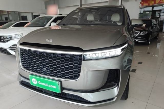 Ojetý Li Auto ONE 2021 Extended-Range 6-Seater Version