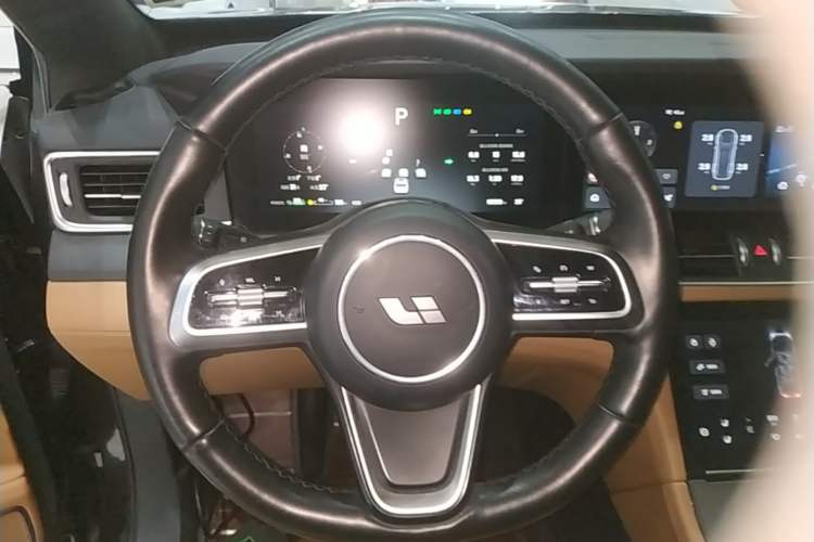 Used Li Auto ONE 2021 Extended-Range 6-Seater Version Steering Wheel