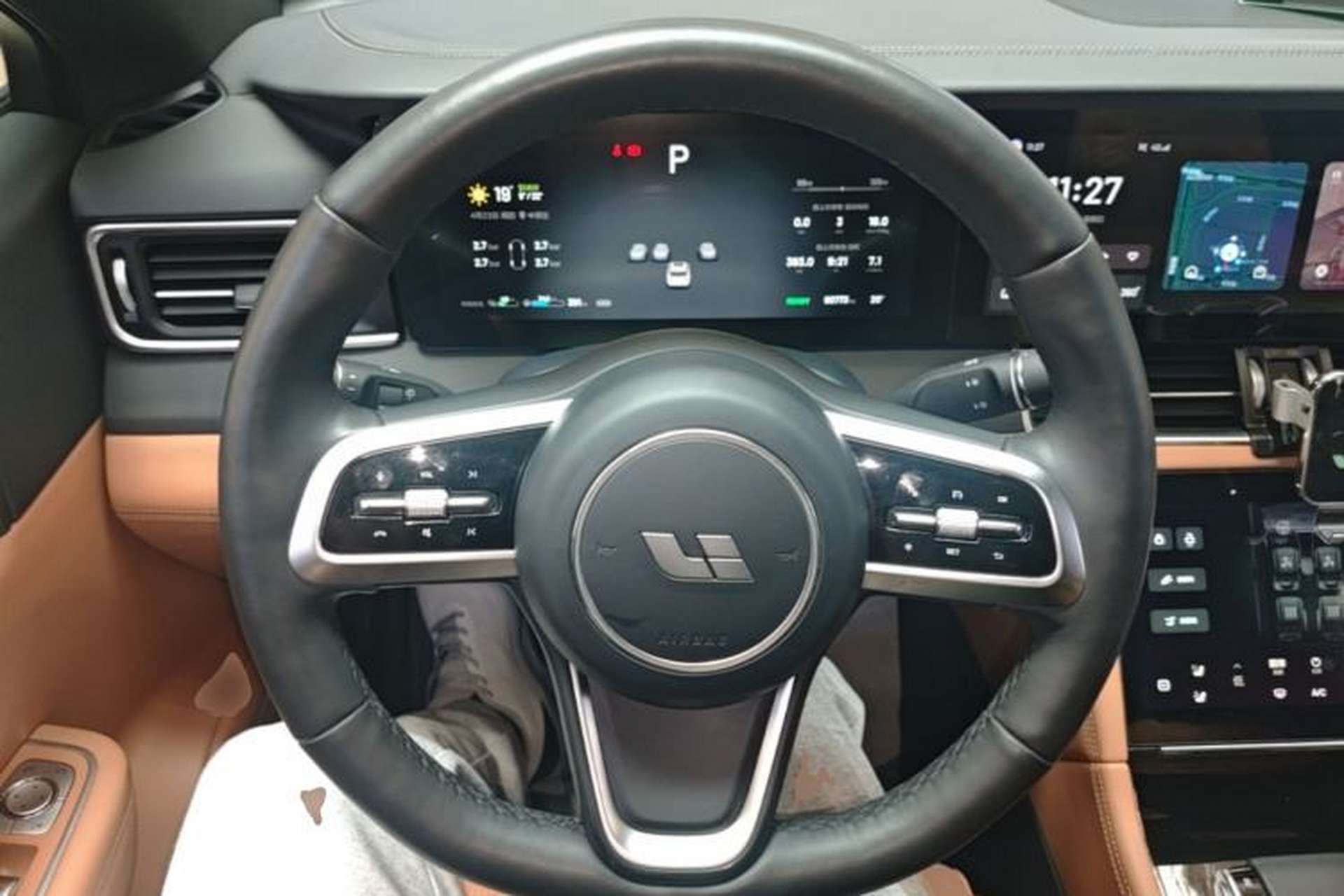 Used Li Auto ONE 2021 Extended-Range 6-Seater Version Steering Wheel