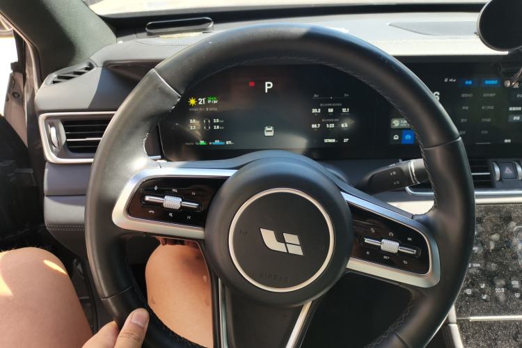 Used Li Auto ONE 2021 Extended-Range 6-Seater Version Steering Wheel