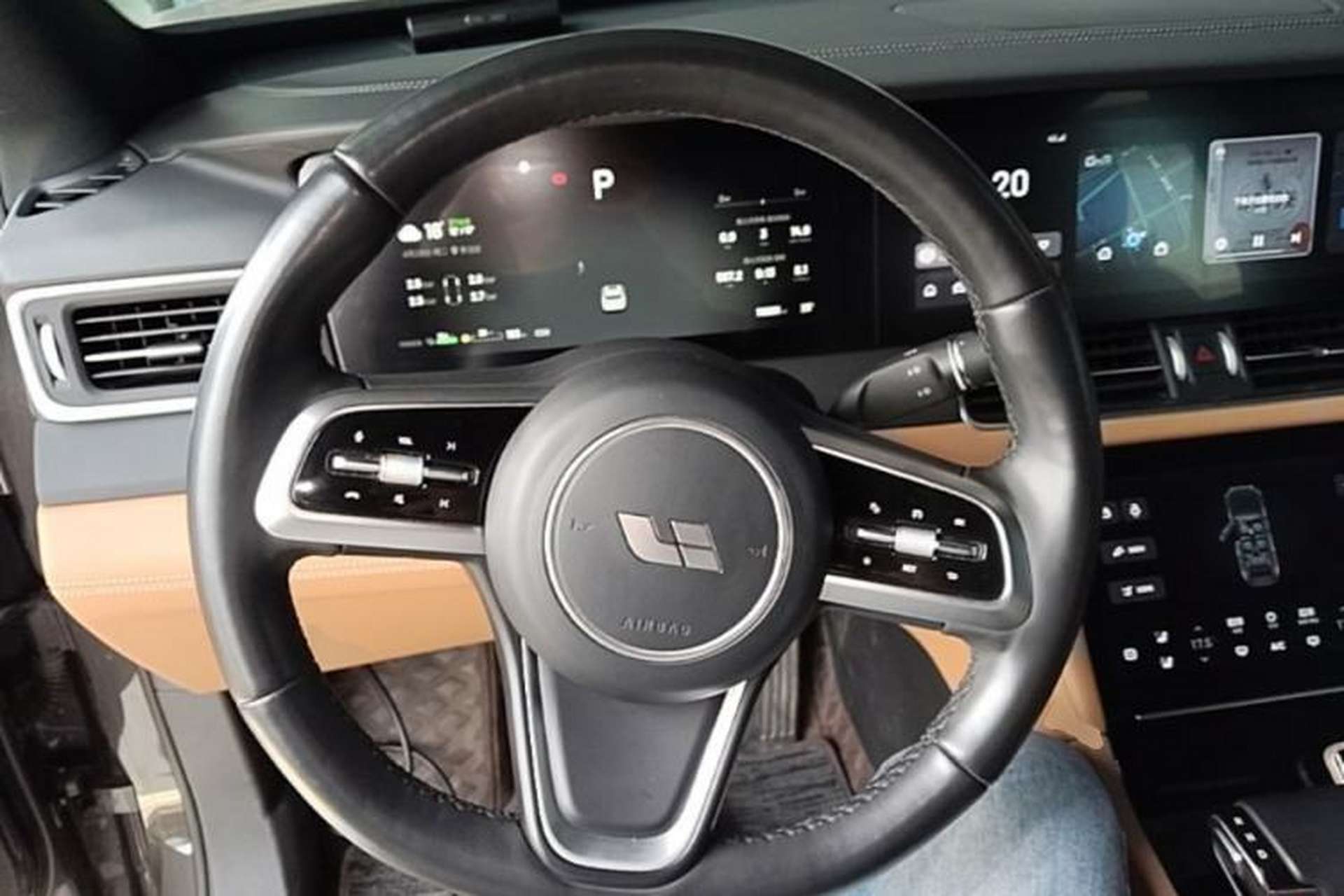 Used Li Auto ONE 2021 Extended-Range 6-Seater Version Steering Wheel