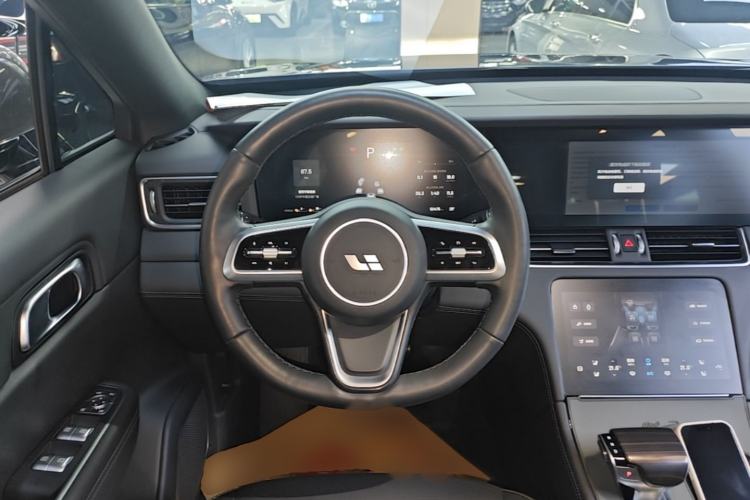 Used Li Auto ONE 2021 Extended-Range 6-Seater Version Steering Wheel