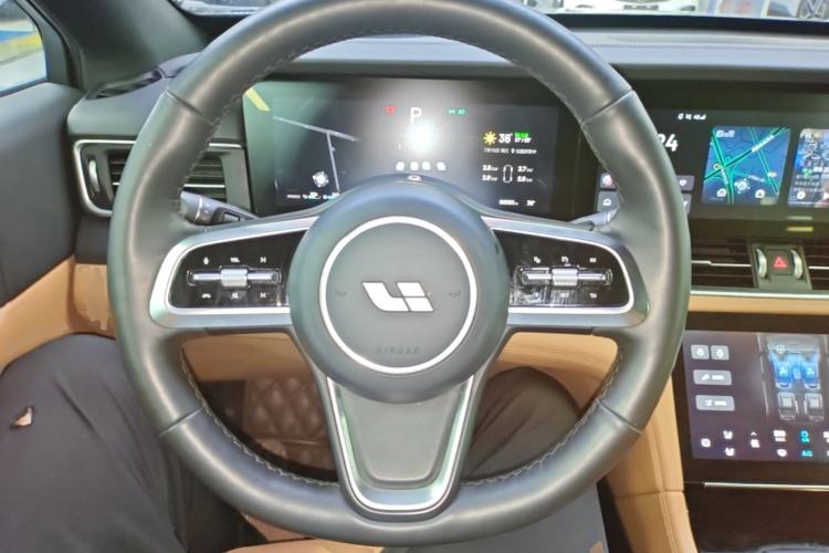Used Li Auto ONE 2021 Extended-Range 6-Seater Version Steering Wheel