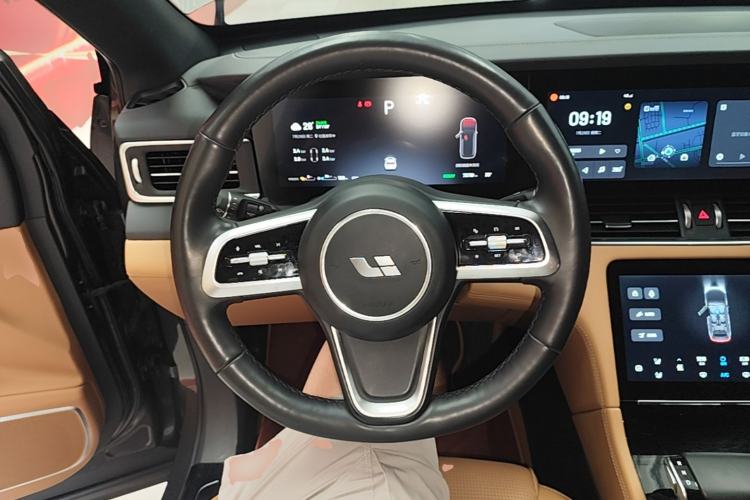 Used Li Auto ONE 2021 Extended-Range 6-Seater Version Steering Wheel