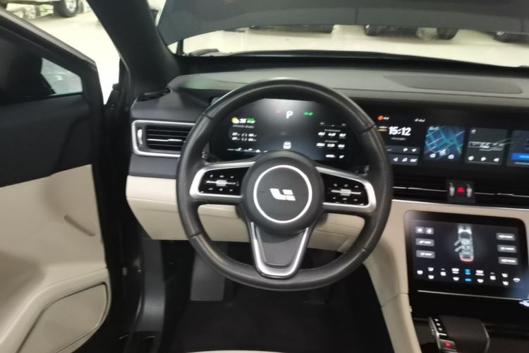 Used Li Auto ONE 2021 Extended-Range 6-Seater Version Steering Wheel