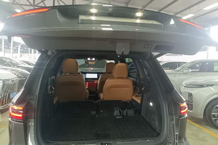 Used Li Auto ONE 2021 Extended-Range 6-Seater Version Trunk