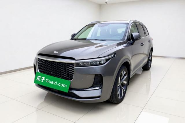 Ojetý Li Auto ONE 2021 Extended-Range 6-Seater Version