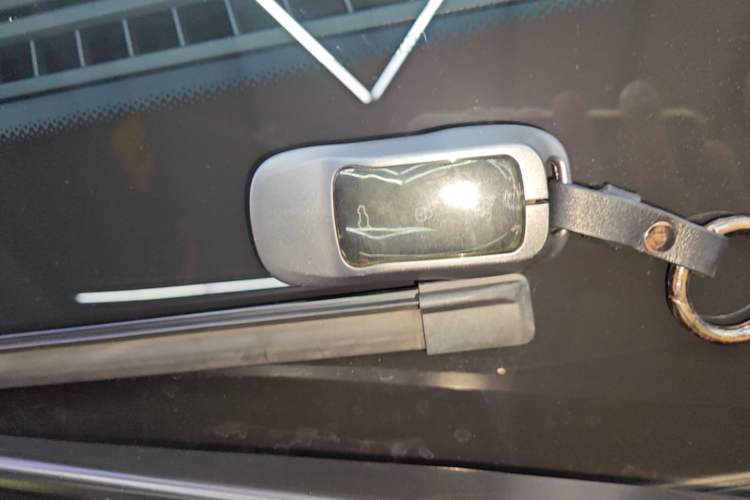 Used Li Auto ONE 2021 Extended-Range 6-Seater Version Vehicle Key