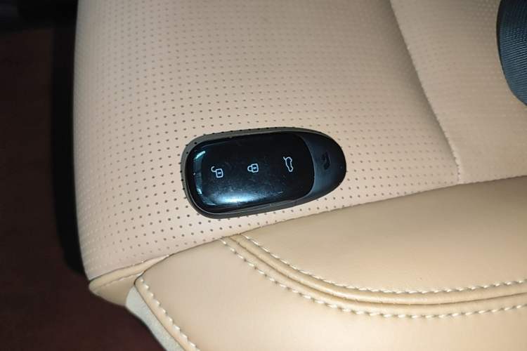 Used Li Auto ONE 2021 Extended-Range 6-Seater Version Vehicle Key
