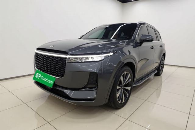 Ojetý Li Auto ONE 2021 Extended-Range 6-Seater Version