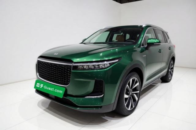 Ojetý Li Auto ONE 2021 Extended-Range 6-Seater Version