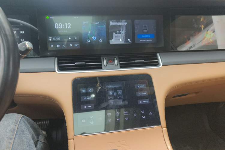 Used Li Auto ONE 2021 Extended-Range 6-Seater Version Audio And AC Panel