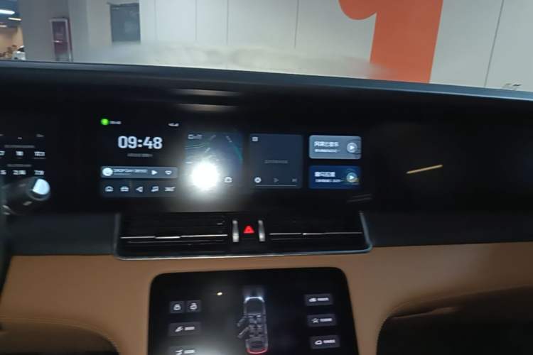 Used Li Auto ONE 2021 Extended-Range 6-Seater Version Audio And AC Panel