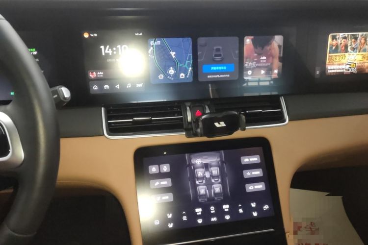 Used Li Auto ONE 2021 Extended-Range 6-Seater Version Audio And AC Panel
