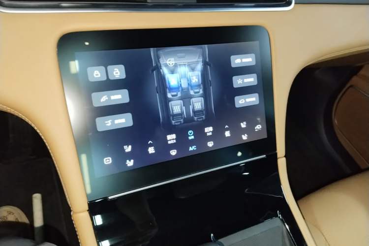 Used Li Auto ONE 2021 Extended-Range 6-Seater Version Audio And AC Panel