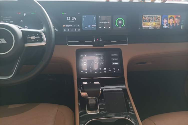 Used Li Auto ONE 2021 Extended-Range 6-Seater Version Audio And AC Panel