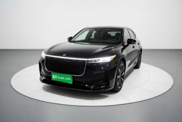 Ojetý Li Auto ONE 2021 Extended-Range 6-Seater Version